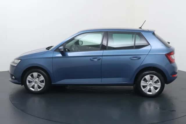Škoda Fabia (2021) thumbnail 2