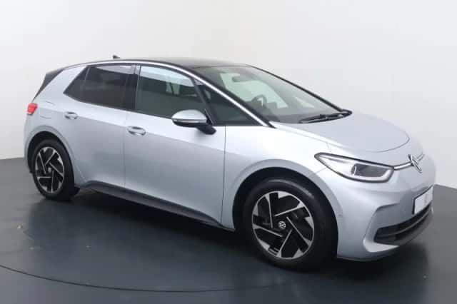 Volkswagen ID.3 (2025) thumbnail 3