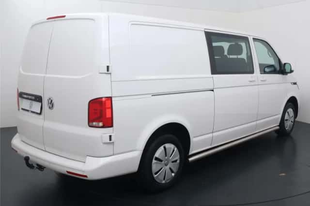 Volkswagen Transporter (2024) thumbnail 5