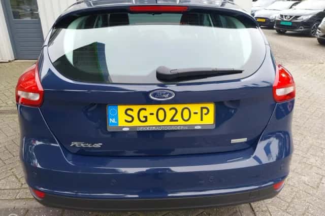 Ford Focus (2018) thumbnail 4