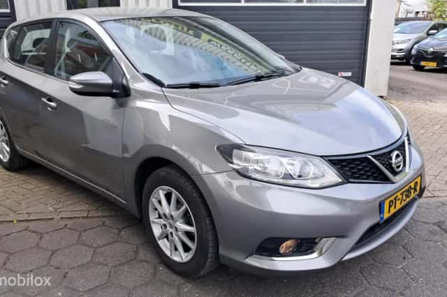 Nissan Pulsar (2017) thumbnail 2