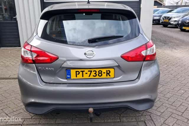 Nissan Pulsar (2017) thumbnail 4