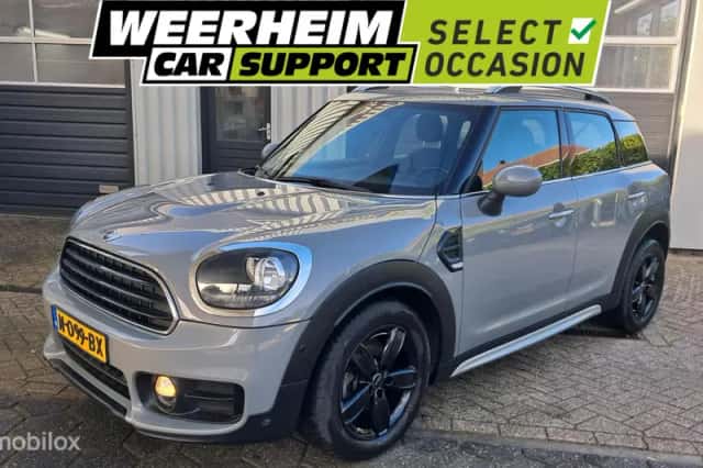 MINI Countryman (2018) thumbnail 1