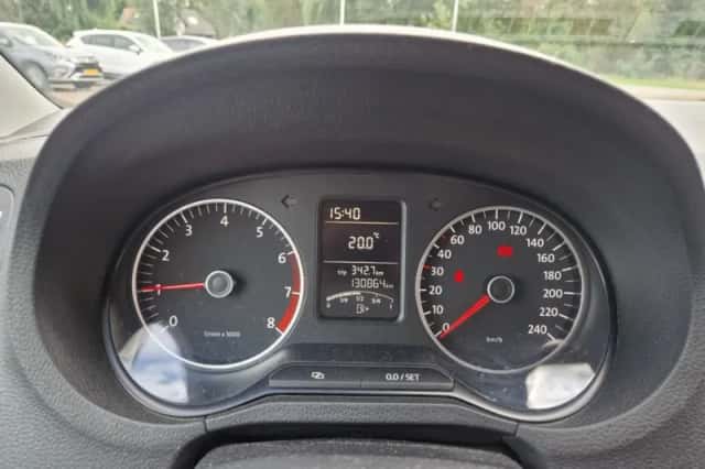 Volkswagen Polo (2009) thumbnail 3