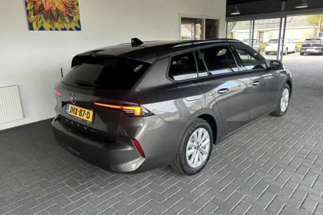 Opel Astra (2025) thumbnail 3
