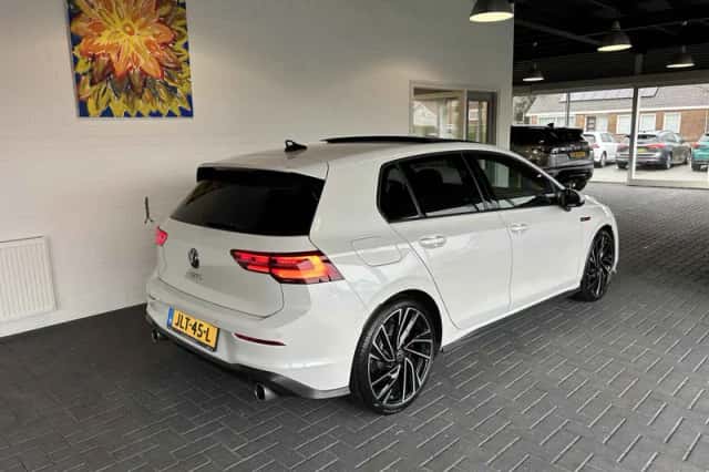 Volkswagen Golf (2020) thumbnail 5