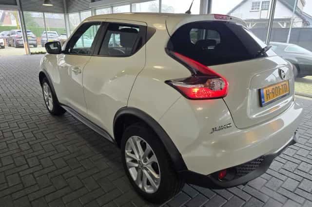 Nissan Juke (2016) thumbnail 3