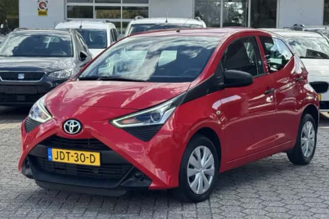 Toyota Aygo (2019) thumbnail 3