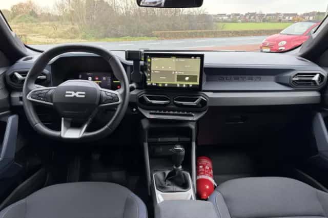 Dacia Duster (2025) thumbnail 3