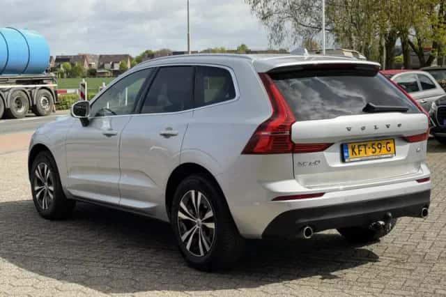 Volvo XC60 (2021) thumbnail 6