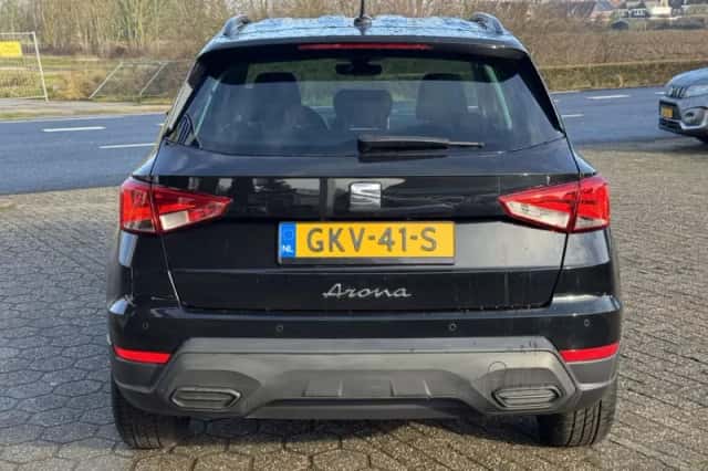 SEAT Arona (2023) thumbnail 6