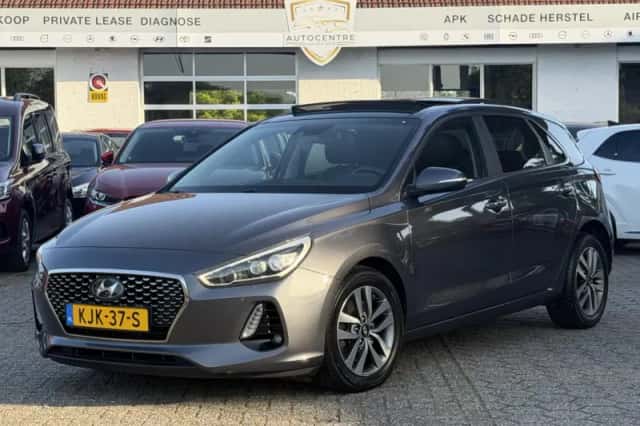 Hyundai i30 (2017) thumbnail 4