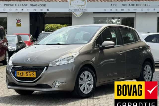 Peugeot 208 (2015) thumbnail 1