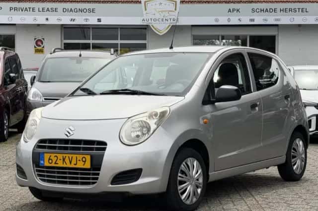 Suzuki Alto (2010) thumbnail 4