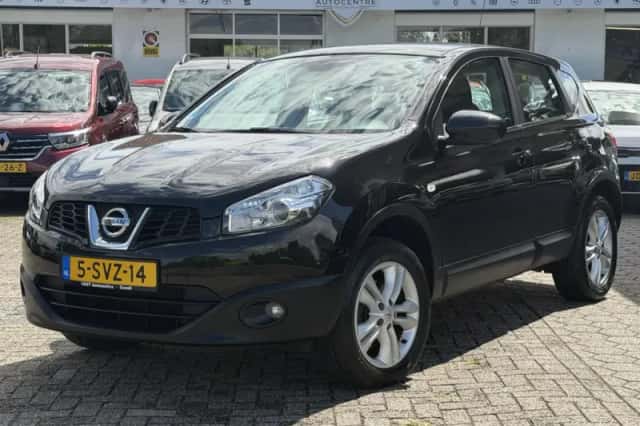 Nissan Qashqai (2010) thumbnail 2