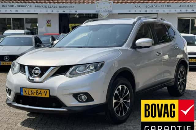 Nissan X-Trail (2018) thumbnail 1