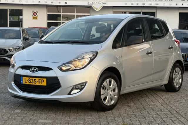 Hyundai ix20 (2011) thumbnail 6