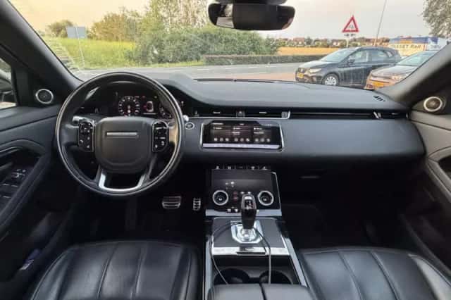 Land Rover Range Rover Evoque (2020) thumbnail 3