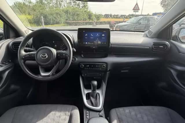 Mazda 2 Hybrid (2024) thumbnail 3