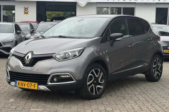 Renault Captur (2015) thumbnail 5