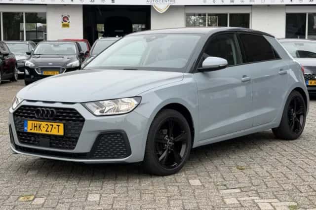 Audi A1 (2023) thumbnail 5