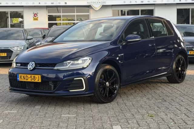 Volkswagen Golf (2020) thumbnail 6