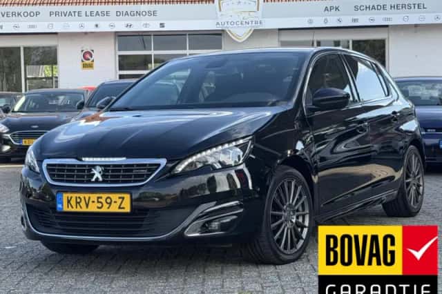 Peugeot 308 (2017) thumbnail 1