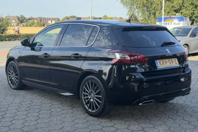Peugeot 308 (2017) thumbnail 6