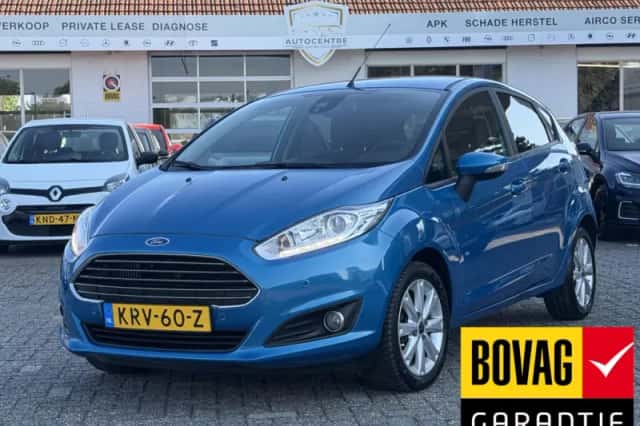 Ford Fiesta (2015) thumbnail 1