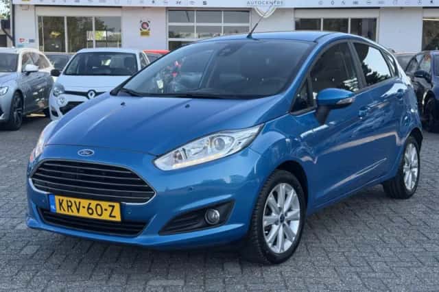 Ford Fiesta (2015) thumbnail 5