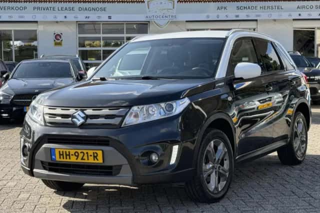 Suzuki Vitara (2015) thumbnail 4