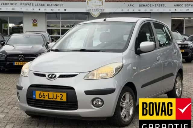 Hyundai i10 (2010) thumbnail 1