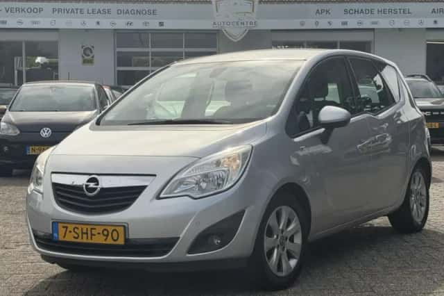 Opel Meriva (2013) thumbnail 4