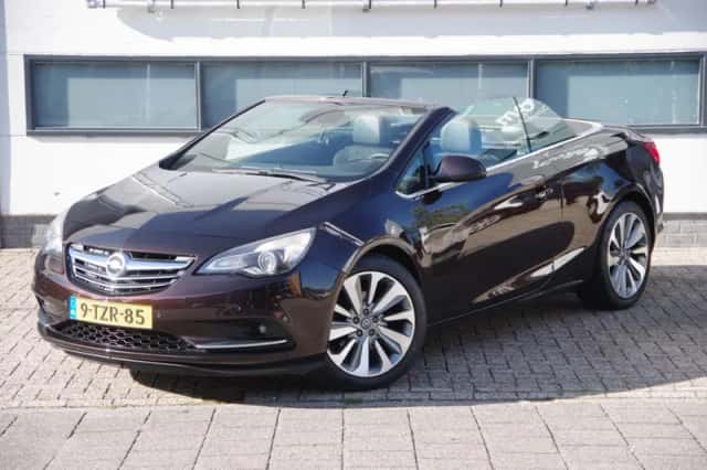 Opel Cascada (2014) thumbnail 1