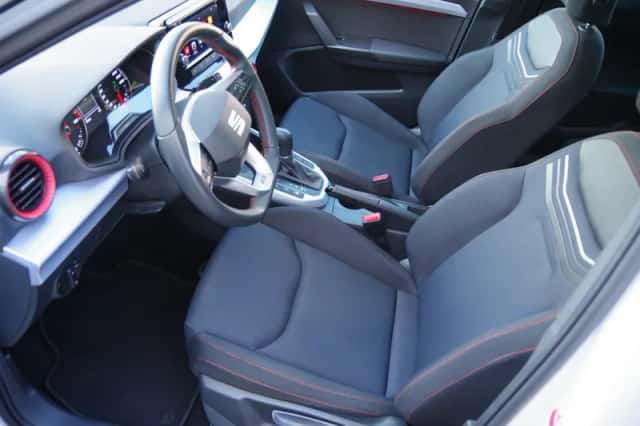 SEAT Arona (2022) thumbnail 6