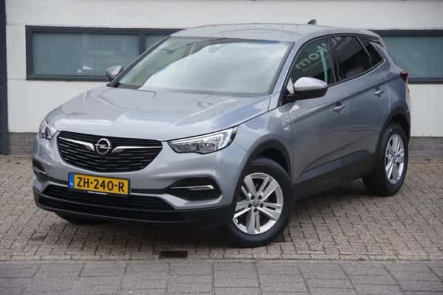 Opel Grandland (2019) thumbnail 1