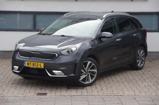 Kia Niro (2017) thumbnail 1