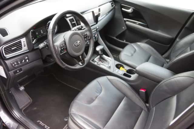 Kia Niro (2017) thumbnail 6