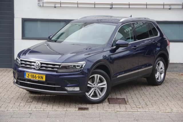Volkswagen Tiguan (2016) thumbnail 1