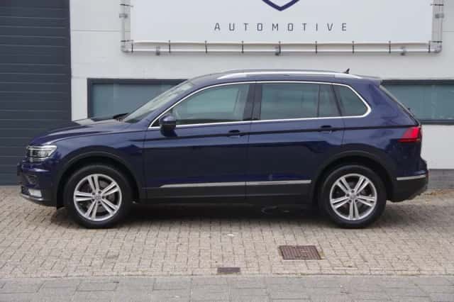 Volkswagen Tiguan (2016) thumbnail 5