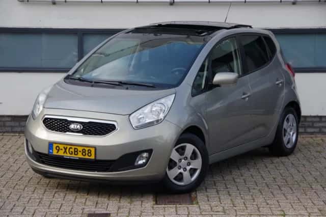 Kia Venga (2014) thumbnail 1