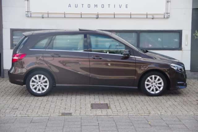 Mercedes-Benz B-Klasse (2015) thumbnail 3
