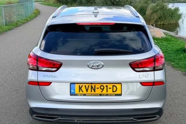 Hyundai i30 (2023) thumbnail 6