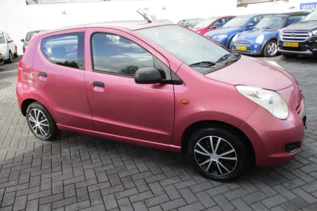 Suzuki Alto (2011) thumbnail 6