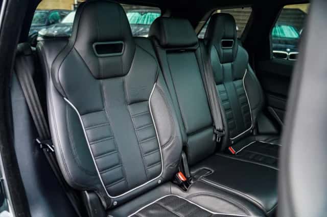 Land Rover Range Rover Sport (2016) thumbnail 4