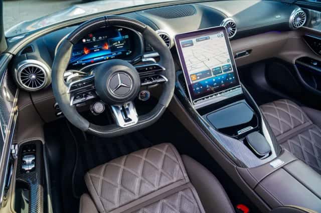 Mercedes-Benz SL-Klasse (2023) thumbnail 3
