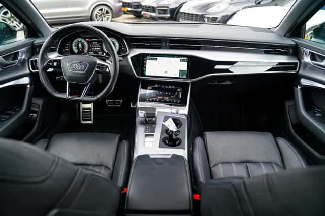 Audi A6 (2021) thumbnail 2