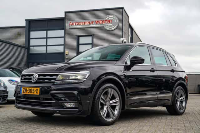 Volkswagen Tiguan (2019) thumbnail 1