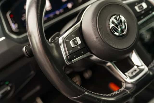 Volkswagen Tiguan (2019) thumbnail 6