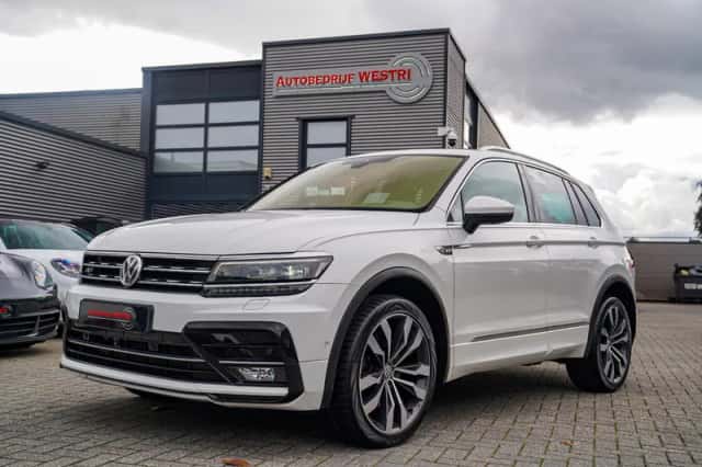 Volkswagen Tiguan (2019) thumbnail 1